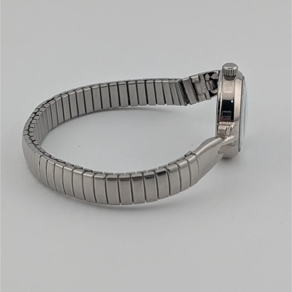 Caravelle‎ Bulova Watch Womens Silver White Dial Expansion Band 43L20